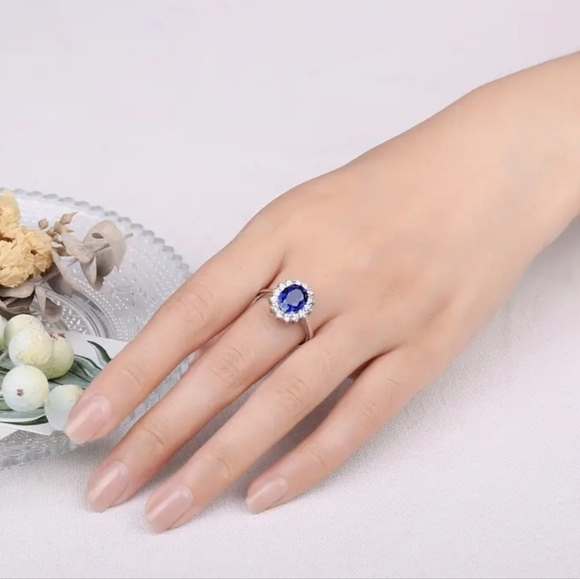 S925 Sterling Silver Ring​ - Picture 3 of 6